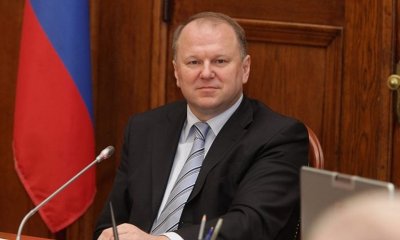 Полномочный представитель Президента РФ Николай Цуканов и губернатор Борис Дубровский провели совещание на тему социально-экономического развития региона