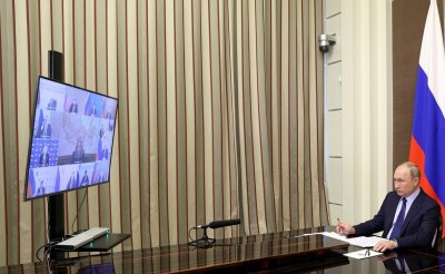 Президент России Владимир Путин провел совещание с членами правительства Российской Федерации