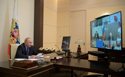 Владимир Путин в режиме видеоконференции провёл совещание по экономическим вопросам