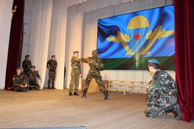 Новобранцам адресовали напутственные слова 