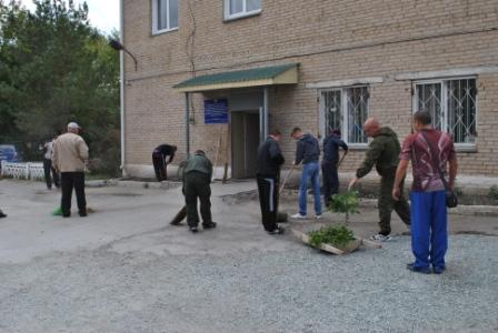 Сотрудники вневедомственной охраны по г.Карталы приняли участие  во «Всероссийском субботнике».