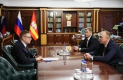 Алексей Текслер провел рабочую встречу с руководством регионального Пограничного управления