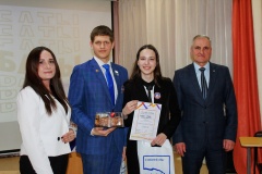  В округе завершились Парламентские дебаты