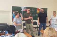 Алексей Текслер в рамках рабочего визита в Донецкую Народную Республику оценил ход восстановительных работ на социальных объектах в Ясиноватой