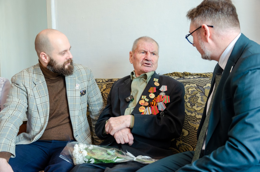 DSC_0213-NEF_DxO_DeepPRIME.jpg DSC_0213-NEF_DxO_DeepPRIME.jpg