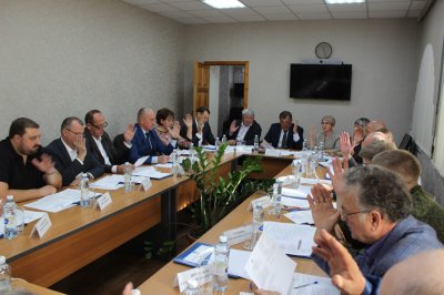 Собрание депутатов Увельского округа первого созыва приступило к работе
