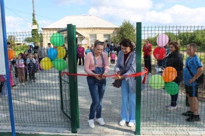 Современная детская площадка появилась в с. Копанцево 