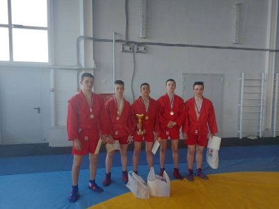 7 мая в спортивном зале Дворца самбо «Увельский» прошло открытое Первенство Увельского района по самбо среди юношей 2009-2011 и девушек 2012-2014 г. г. рождения, посвященное 80-летию Победы в Великой Отечественной войне. 