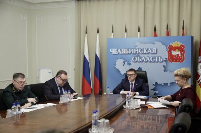 Алексей Текслер поставил задачи по укреплению экономических позиций региона в период санкционного давления