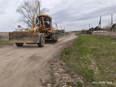 На дорогах проводится сезонное обслуживание
