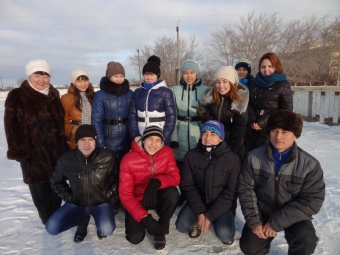 В Дружном построен корт: гуляйте, дети, катайтесь