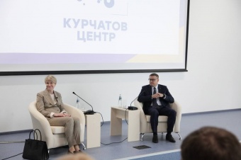 Алексей Текслер и Елена Шмелева посетили уникальные образовательные организации Челябинска