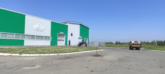 специалистами районной администрациибыл осуществлен выезд по заяалению жителей Муслюмово на птицефабрику.