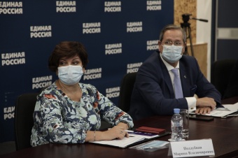 Алексей Текслер провел заседание президиума регионального политсовета Всероссийской партии «Единая Россия»