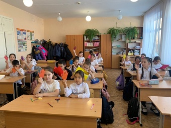 В МКОУ "Кунашакская СОШ" началась реализация программы развития социальной активности учащихся начальных классов "Орлята России". 