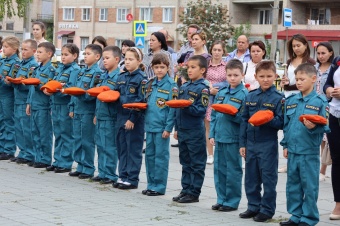 Спасибо всем, кто принял участие в небольшом митинге в честь Дня солидарности борьбы с терроризмом.