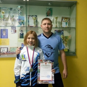  Воспитанницы Кунашакского бассейна "Дельфин" выходят на новый уровень