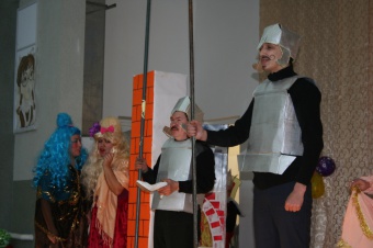 Спектакль «Золушка» на Елке главы района