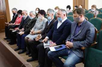 Глава района Сибагатулла Аминов провел совещание по подготовке к празднованию 9 мая.