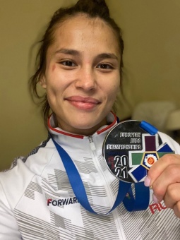 Дина Гизатулина в составе сборной команды России завоевала «серебро» 🥈первенства Европы среди молодёжи до 23 лет.