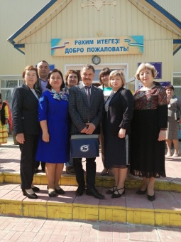 В середине мая в Комсомольской средней школе Учалинского района Республики Башкортостан прошла Всероссийская научно-практическая конференция «Актуальные проблемы сохранения и развития родных языков в условиях регионального этнокультурного пространства»