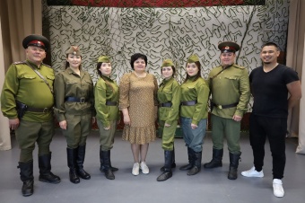 О спектакле "Не покидай меня.." рассказали в областных новостях