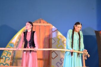 На  Южном  Урале  и Зауралье  завершились  гастроли Сибайского  башкирского  драмтеатра