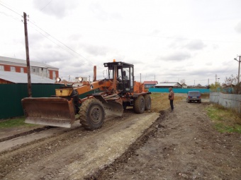 В Кунашаке ремонтируют дорогу после газификации