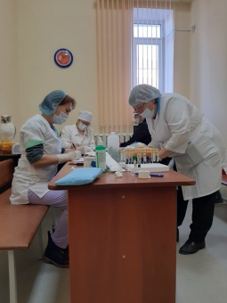 Во дворце Культуры с Кунашак работают прививочные бригады