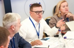 Алексей Текслер возглавил круглый стол по обсуждению вопросов развития общественного транспорта 
