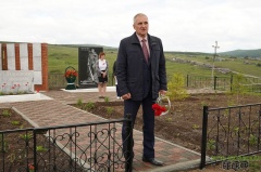 В Усть-Катавском округе обновили памятник погибшим в годы ВОВ 