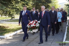 Это наш праздник, мы потомки солдат, победивших фашизм! 