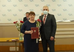 На УКВЗ отметили лучших работников второго производства